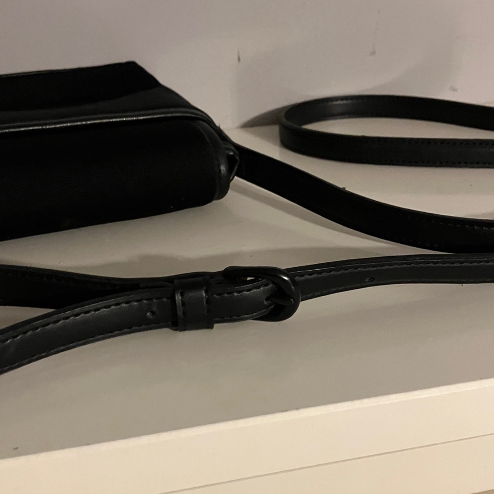 Nine West Classic Black Crossbody Bag - Picture 5 of 13